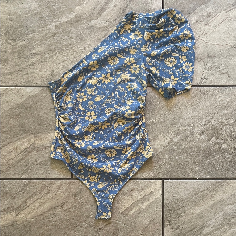 Free People Blue and Cream Floral One-Shoulder Bodysuit